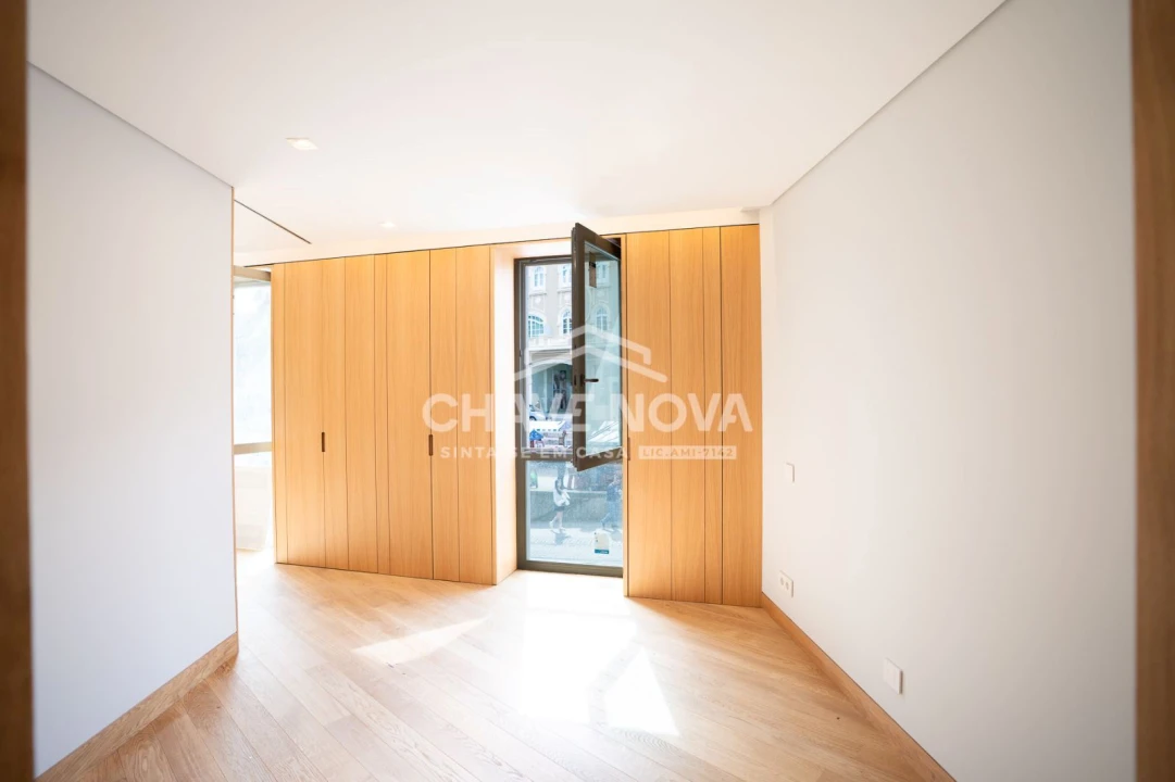 Apartamento T2 para Venda em Cedofeita, Santo Ildefonso, Sé, Miragaia, São Nicolau e Vitória Foto 16