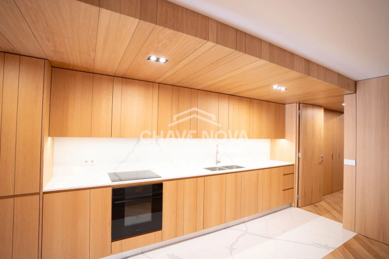 Apartamento T2 para Venda em Cedofeita, Santo Ildefonso, Sé, Miragaia, São Nicolau e Vitória Foto 3