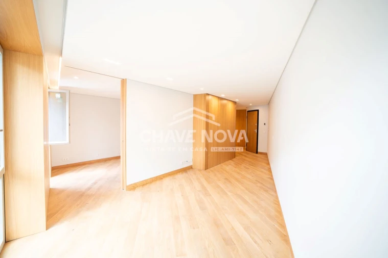 Apartamento T2 para Venda em Cedofeita, Santo Ildefonso, Sé, Miragaia, São Nicolau e Vitória Foto 10
