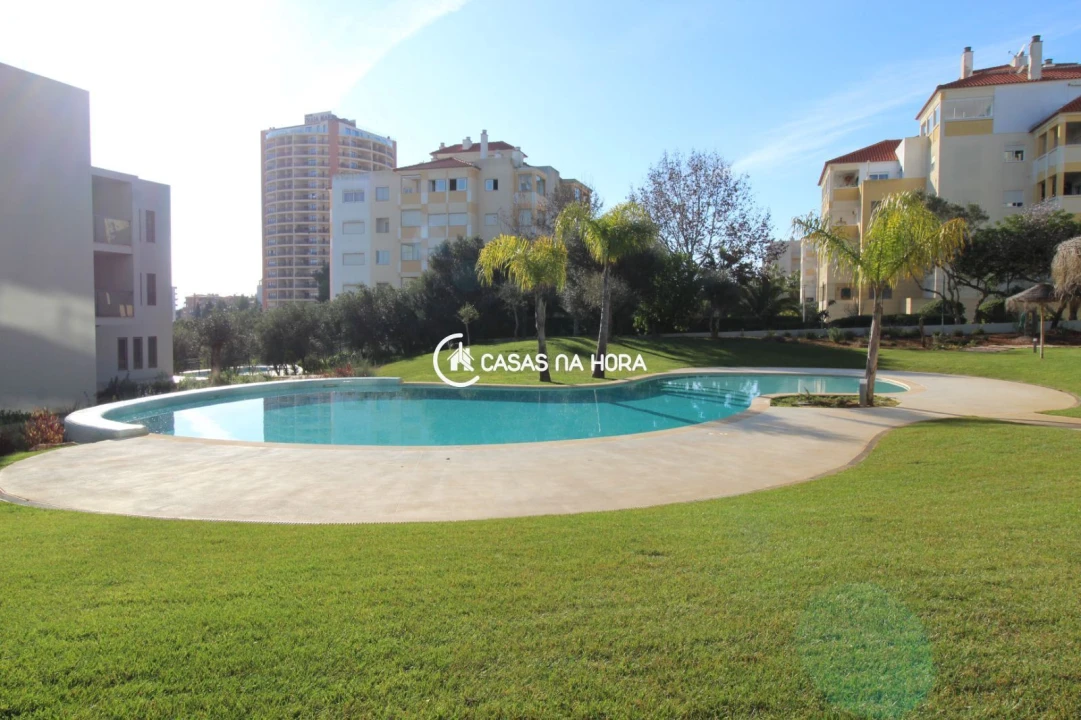 Apartamento T1 para Venda em Portimão Foto 2