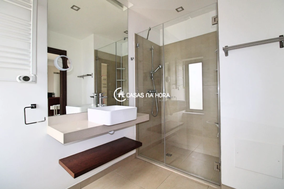 Apartamento T1 para Venda em Portimão Foto 6