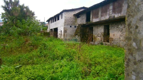 Moradia T3 para Venda em São João de Rei