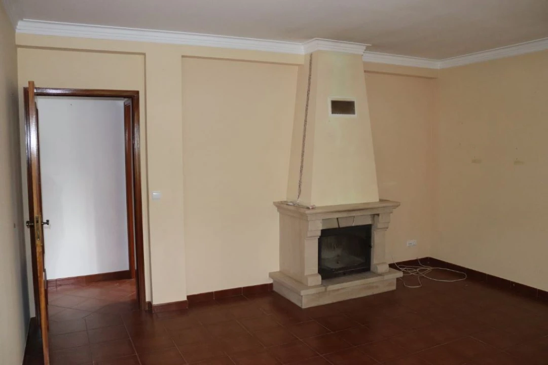 Moradia T3 para Venda em Santo Antonio das Areias Foto 6