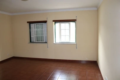 Moradia T3 para Venda em Santo Antonio das Areias