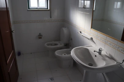 Moradia T3 para Venda em Santo Antonio das Areias