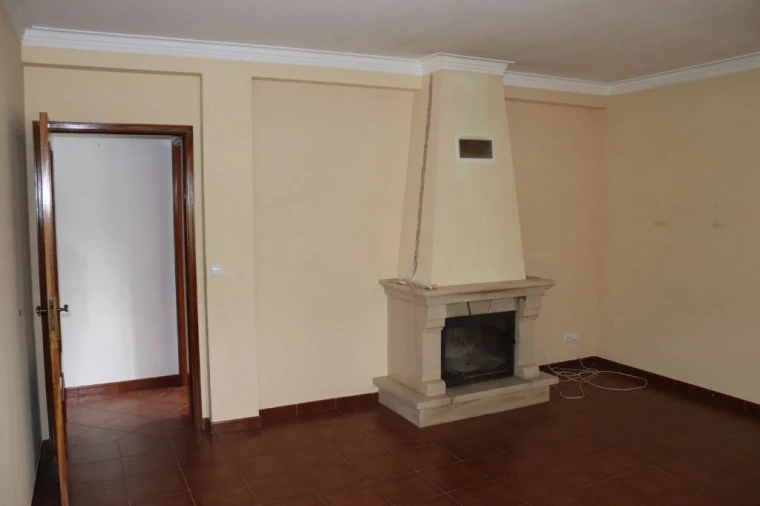 Moradia T3 para Venda em Santo Antonio das Areias Foto 6