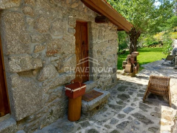 Quinta T4 para Venda em Travassos