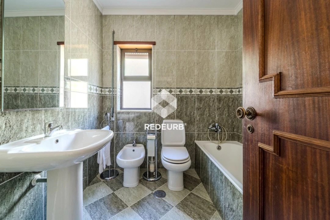 Moradia T4 para Venda em Caldelas, Sequeiros e Paranhos Foto 25