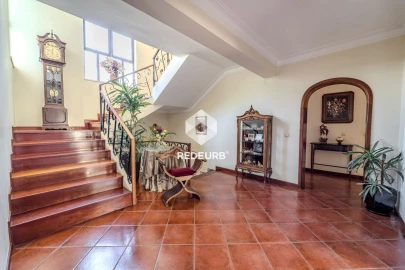 Moradia T4 para Venda em Caldelas, Sequeiros e Paranhos