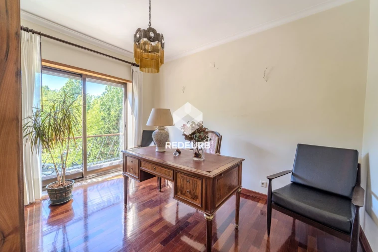 Moradia T4 para Venda em Caldelas, Sequeiros e Paranhos Foto 9