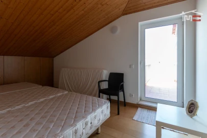 Apartamento T2 para Arrendamento em Fatima