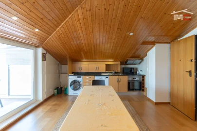 Apartamento T2 para Arrendamento em Fatima