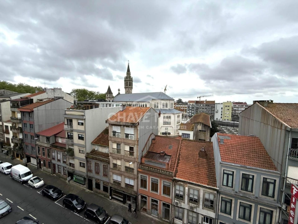 Apartamento T2 para Venda em Paranhos Foto 1