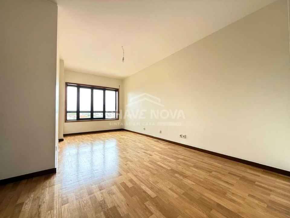 Apartamento T2 para Venda em Paranhos Foto 11