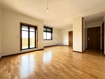 Apartamento T2 para Venda em Paranhos