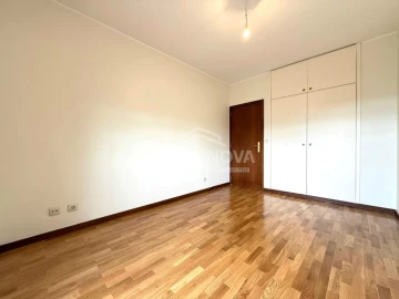 Apartamento T2 para Venda em Paranhos