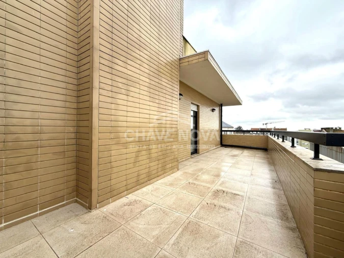 Apartamento T2 para Venda em Paranhos Foto 4