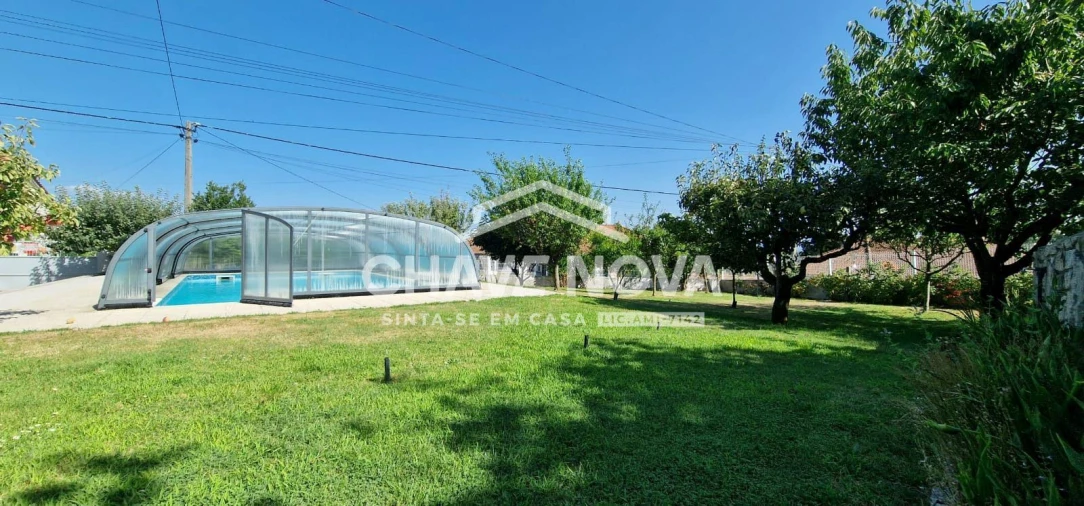 Moradia T4 para Venda em Vilar e Viveiro Foto 21