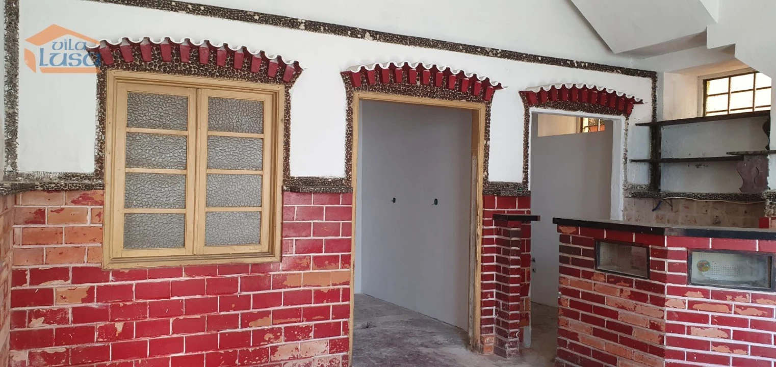 Prédio para Venda em Peso da Régua e Godim Foto 3