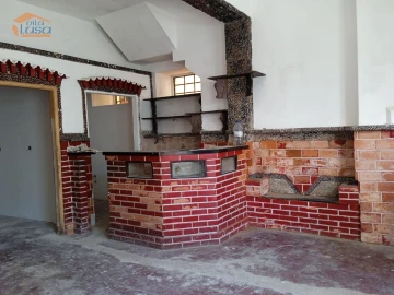 Prédio para Venda em Peso da Régua e Godim