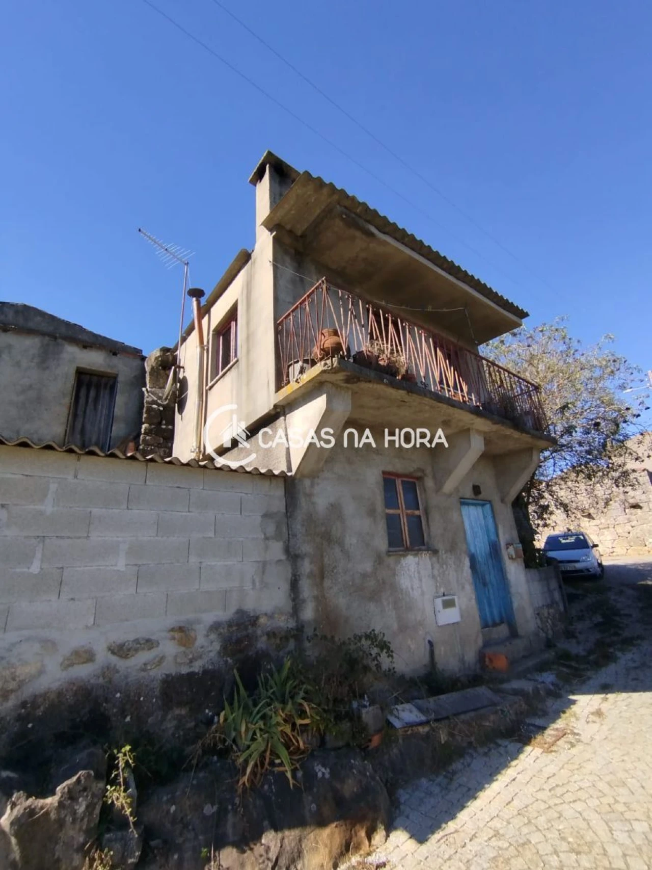 Moradia T2 para Venda em Calde Foto 1