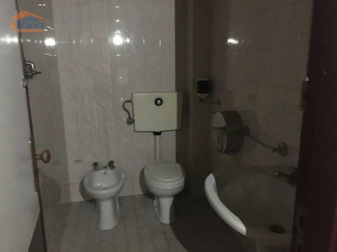 Loja para Arrendamento em Gondomar (São Cosme), Valbom e Jovim Foto 7