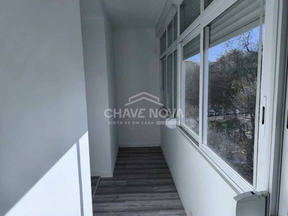 Apartamento T1 para Venda em Arroios Foto 8