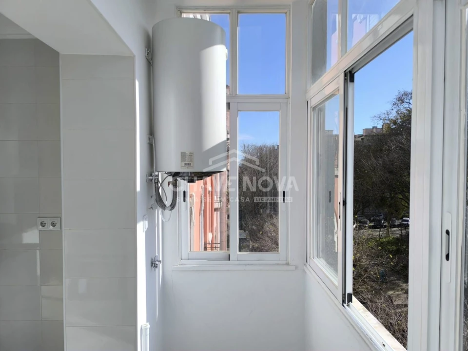 Apartamento T1 para Venda em Arroios Foto 10
