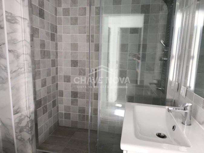 Apartamento T1 para Venda em Arroios Foto 17