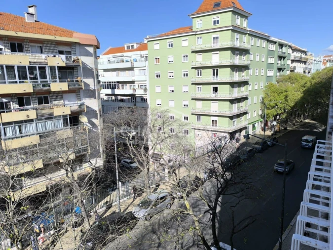 Apartamento T1 para Venda em Arroios Foto 23