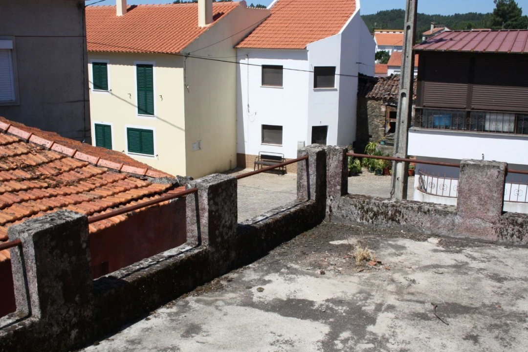 Moradia T3 para Venda em Cardigos Foto 29