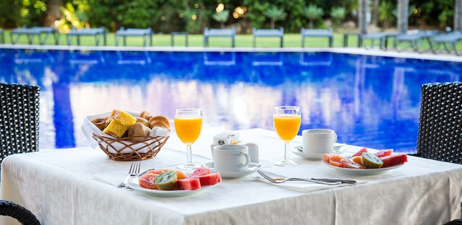 Apartamento T0 para Venda em Quarteira Foto 3