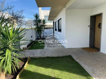 Moradia T4 para Venda em Santo Antonio da Charneca