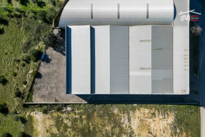 Armazém para Venda em Nossa Senhora das Misericordias