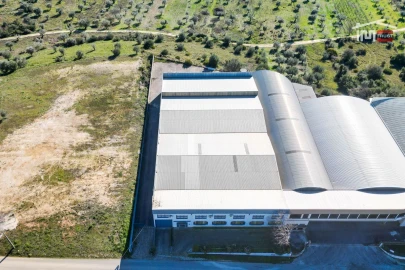 Armazém para Venda em Nossa Senhora das Misericordias