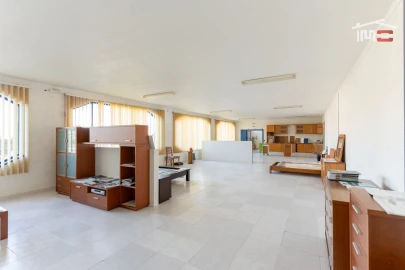 Armazém para Venda em Nossa Senhora das Misericordias