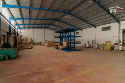 Armazém para Venda em Nossa Senhora das Misericordias