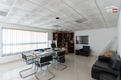 Armazém para Venda em Nossa Senhora das Misericordias