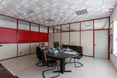 Armazém para Venda em Nossa Senhora das Misericordias