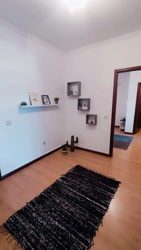 Apartamento T3 para Venda em Cristelos, Boim e Ordem