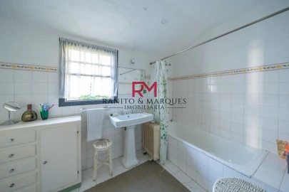 Quinta T9 para Venda em Paredes