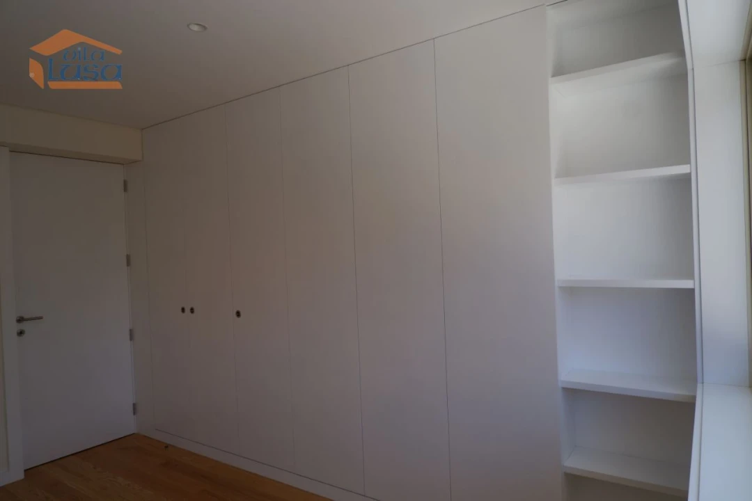 Apartamento T3 para Venda em Lordelo do Ouro e Massarelos Foto 11