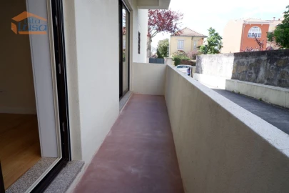 Apartamento T3 para Venda em Lordelo do Ouro e Massarelos