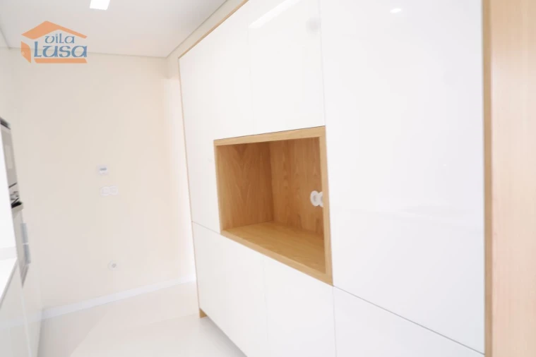 Apartamento T3 para Venda em Lordelo do Ouro e Massarelos Foto 24