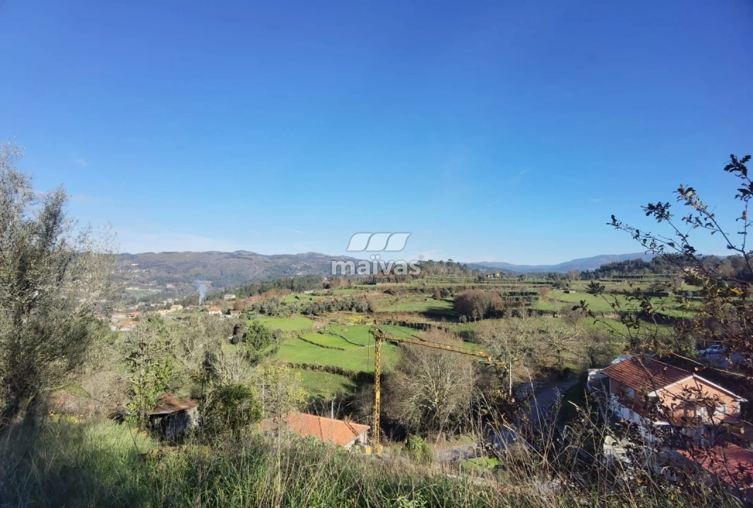 Terreno Misto para Venda em Sobradelo da Goma Foto 22