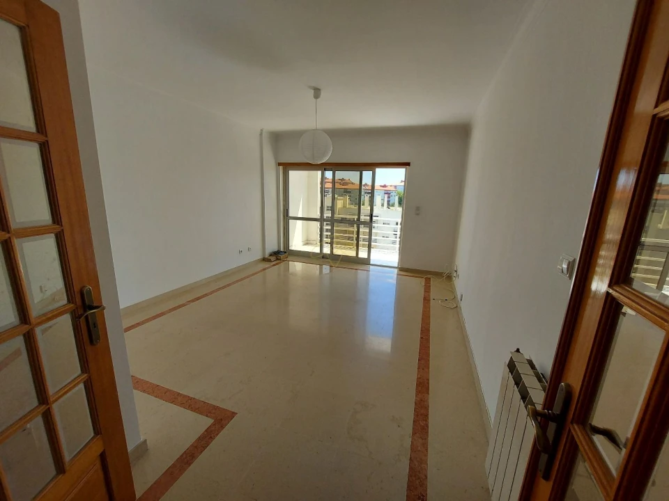 Apartamento T2 para Arrendamento em Oeiras e São Julião da Barra, Paço de Arcos e Caxias Foto 4