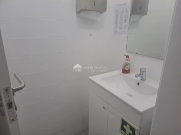 Loja para Venda em Areeiro