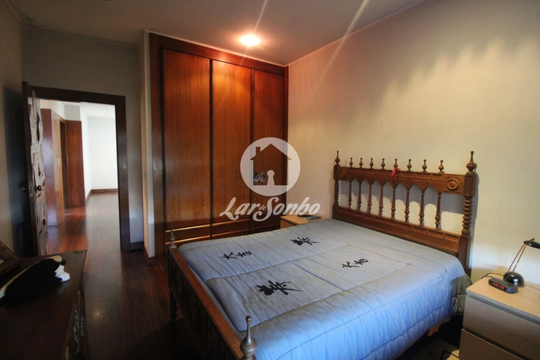 Moradia T5 para Venda em Fânzeres e São Pedro da Cova Foto 20