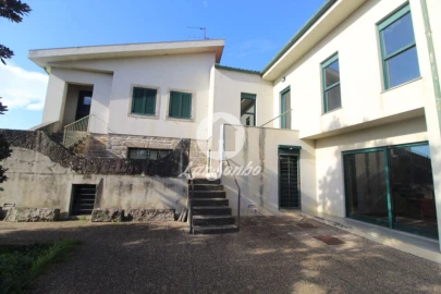 Moradia T5 para Venda em Fânzeres e São Pedro da Cova