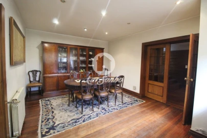 Moradia T5 para Venda em Fânzeres e São Pedro da Cova